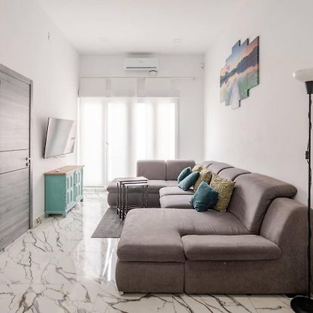 Apartamento En Planta Baja Cerca De La Playa En Badalona Ngoại thất bức ảnh