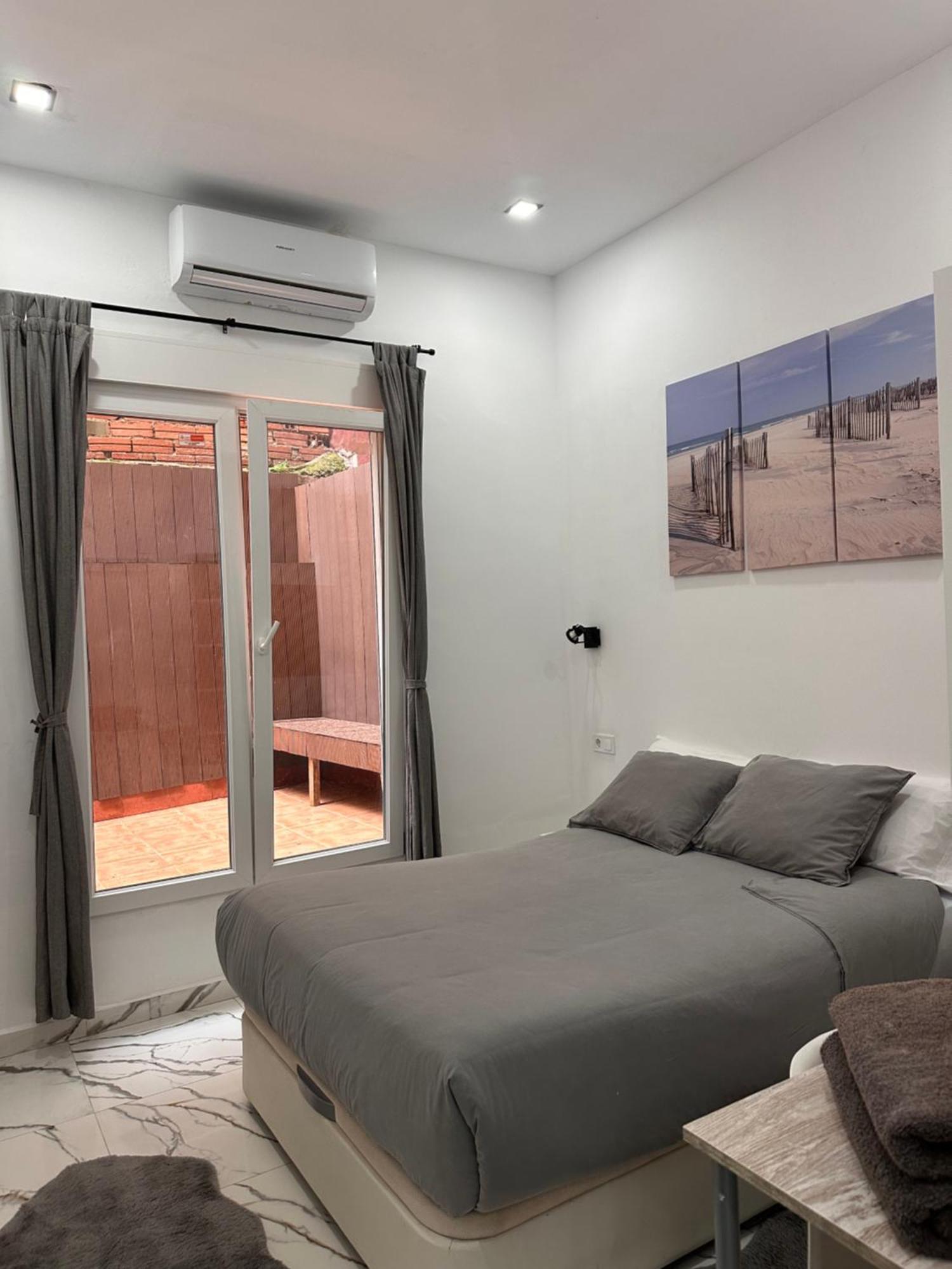 Apartamento En Planta Baja Cerca De La Playa En Badalona Ngoại thất bức ảnh